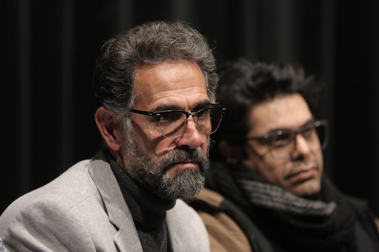 کمک هاشم مرادی به زلزله زدگان شهر خوی 